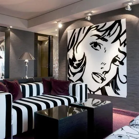 Atrium Hotel 4*
