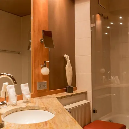 Hotel Atrium 4*